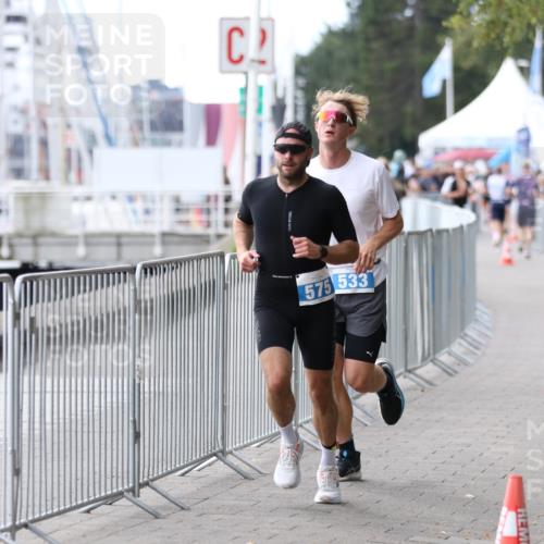 16.08.2026 - KN Förde Triathlon 2026 Antke Förster http://msf.ph/oto/9999061 16.08.2026 13:39:15 Laufen  meine-sportfotos.de
