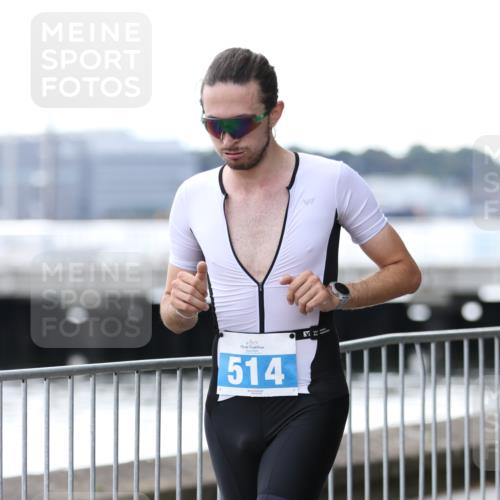 16.08.2026 - KN Förde Triathlon 2026 Antke Förster http://msf.ph/oto/9999062 16.08.2026 13:39:16 Laufen  meine-sportfotos.de