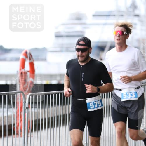 16.08.2026 - KN Förde Triathlon 2026 Antke Förster http://msf.ph/oto/9999064 16.08.2026 13:39:17 Laufen  meine-sportfotos.de