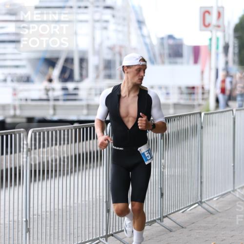16.08.2026 - KN Förde Triathlon 2026 Antke Förster http://msf.ph/oto/9999071 16.08.2026 13:39:35 Laufen  meine-sportfotos.de