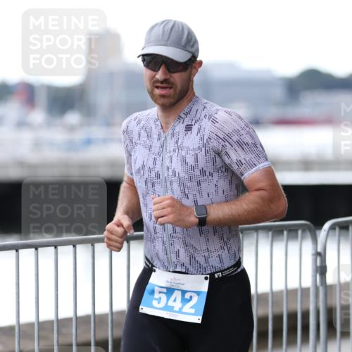 16.08.2026 - KN Förde Triathlon 2026 Antke Förster http://msf.ph/oto/9999083 16.08.2026 13:39:45 Laufen  meine-sportfotos.de