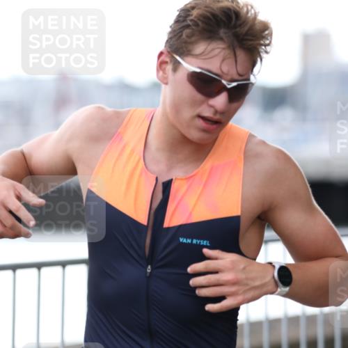 16.08.2026 - KN Förde Triathlon 2026 Antke Förster http://msf.ph/oto/9999132 16.08.2026 13:40:37 Laufen  meine-sportfotos.de