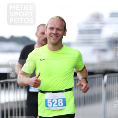 16.08.2026 - KN Förde Triathlon 2026 Antke Förster http://msf.ph/oto/9999154 16.08.2026 13:40:52 Laufen  meine-sportfotos.de