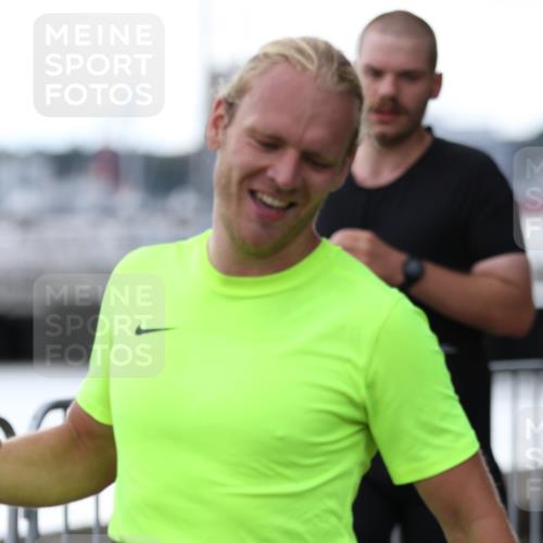 16.08.2026 - KN Förde Triathlon 2026 Antke Förster http://msf.ph/oto/9999156 16.08.2026 13:40:53 Laufen  meine-sportfotos.de