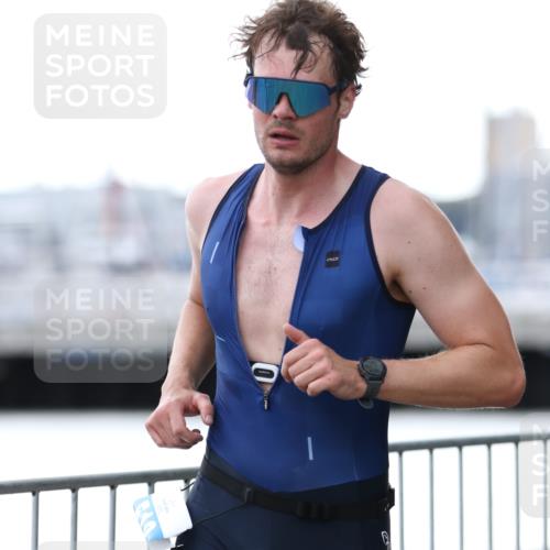 16.08.2026 - KN Förde Triathlon 2026 Antke Förster http://msf.ph/oto/9999175 16.08.2026 13:41:11 Laufen  meine-sportfotos.de