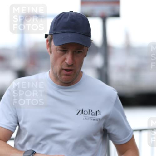 16.08.2026 - KN Förde Triathlon 2026 Antke Förster http://msf.ph/oto/9999184 16.08.2026 13:41:17 Laufen  meine-sportfotos.de