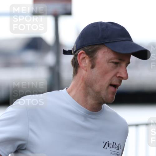 16.08.2026 - KN Förde Triathlon 2026 Antke Förster http://msf.ph/oto/9999185 16.08.2026 13:41:17 Laufen  meine-sportfotos.de