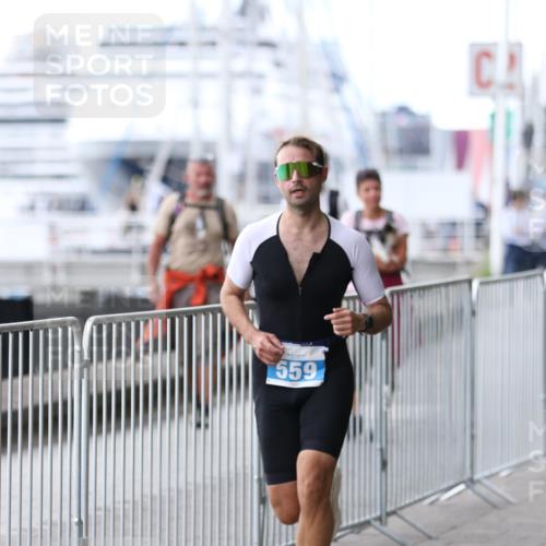 16.08.2026 - KN Förde Triathlon 2026 Antke Förster http://msf.ph/oto/9999187 16.08.2026 13:41:34 Laufen  meine-sportfotos.de