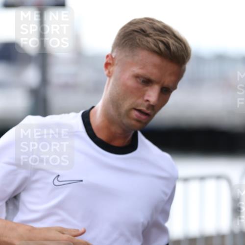 16.08.2026 - KN Förde Triathlon 2026 Antke Förster http://msf.ph/oto/9999217 16.08.2026 13:42:08 Laufen  meine-sportfotos.de