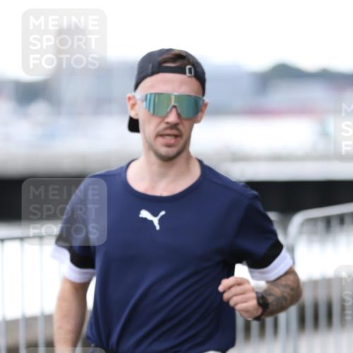 16.08.2026 - KN Förde Triathlon 2026 Antke Förster http://msf.ph/oto/9999274 16.08.2026 13:43:23 Laufen  meine-sportfotos.de