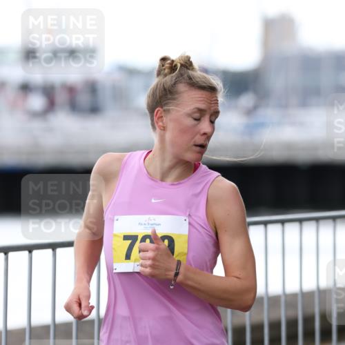 16.08.2026 - KN Förde Triathlon 2026 Antke Förster http://msf.ph/oto/9999292 16.08.2026 13:43:44 Laufen  meine-sportfotos.de