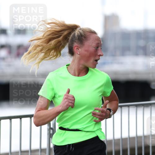 16.08.2026 - KN Förde Triathlon 2026 Antke Förster http://msf.ph/oto/9999300 16.08.2026 13:43:55 Laufen  meine-sportfotos.de