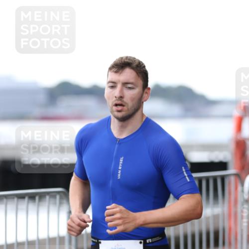 16.08.2026 - KN Förde Triathlon 2026 Antke Förster http://msf.ph/oto/9999306 16.08.2026 13:44:01 Laufen  meine-sportfotos.de