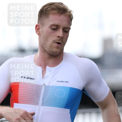 16.08.2026 - KN Förde Triathlon 2026 Antke Förster http://msf.ph/oto/9999313 16.08.2026 13:44:06 Laufen  meine-sportfotos.de