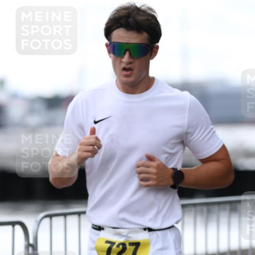 16.08.2026 - KN Förde Triathlon 2026 Antke Förster http://msf.ph/oto/9999317 16.08.2026 13:44:11 Laufen  meine-sportfotos.de