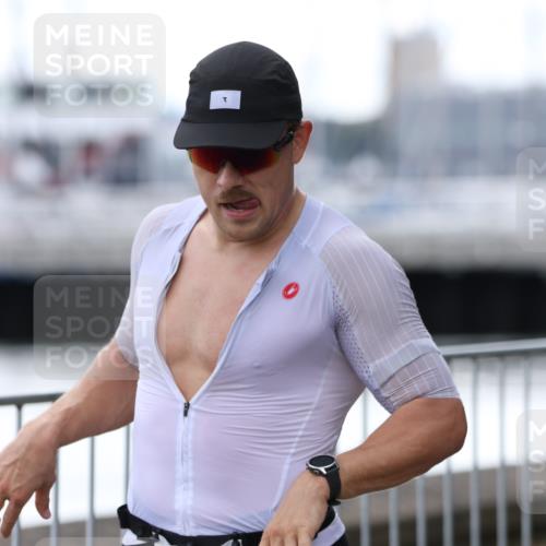 16.08.2026 - KN Förde Triathlon 2026 Antke Förster http://msf.ph/oto/9999323 16.08.2026 13:44:15 Laufen  meine-sportfotos.de