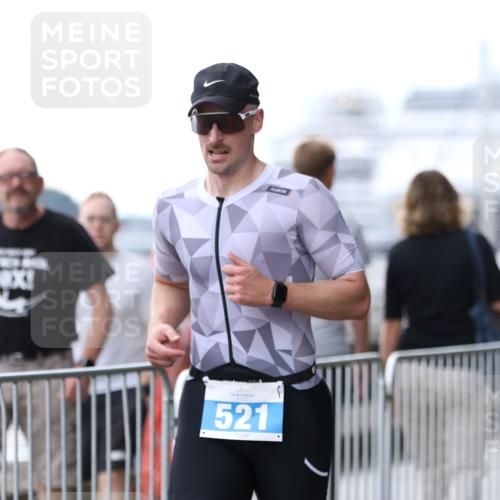 16.08.2026 - KN Förde Triathlon 2026 Antke Förster http://msf.ph/oto/9999333 16.08.2026 13:44:29 Laufen  meine-sportfotos.de