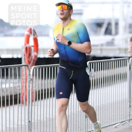 16.08.2026 - KN Förde Triathlon 2026 Antke Förster http://msf.ph/oto/9999341 16.08.2026 13:44:39 Laufen  meine-sportfotos.de