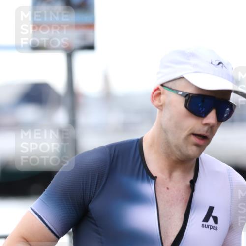 16.08.2026 - KN Förde Triathlon 2026 Antke Förster http://msf.ph/oto/9999352 16.08.2026 13:44:48 Laufen  meine-sportfotos.de