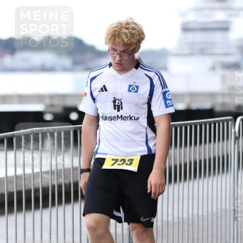 16.08.2026 - KN Förde Triathlon 2026 Antke Förster http://msf.ph/oto/9999361 16.08.2026 13:45:00 Laufen  meine-sportfotos.de