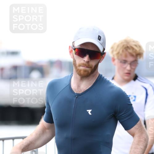 16.08.2026 - KN Förde Triathlon 2026 Antke Förster http://msf.ph/oto/9999365 16.08.2026 13:45:02 Laufen  meine-sportfotos.de