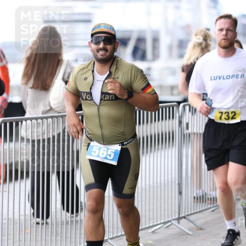 16.08.2026 - KN Förde Triathlon 2026 Antke Förster http://msf.ph/oto/9999376 16.08.2026 13:45:14 Laufen  meine-sportfotos.de