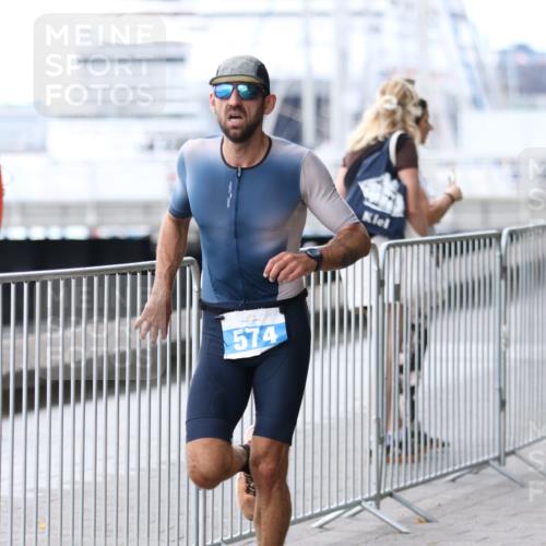 16.08.2026 - KN Förde Triathlon 2026 Antke Förster http://msf.ph/oto/9999391 16.08.2026 13:45:39 Laufen  meine-sportfotos.de