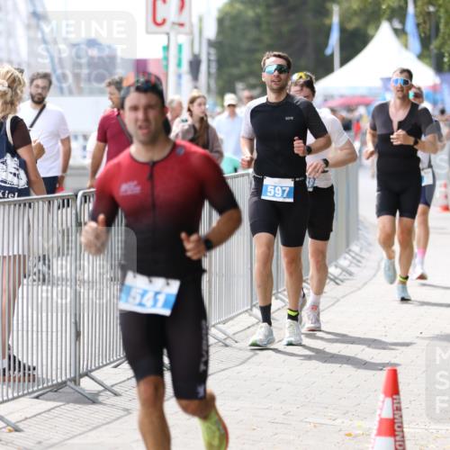 16.08.2026 - KN Förde Triathlon 2026 Antke Förster http://msf.ph/oto/9999420 16.08.2026 13:46:06 Laufen  meine-sportfotos.de
