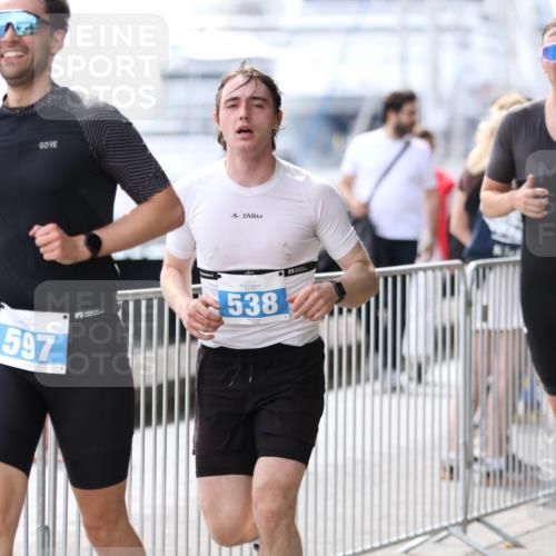 16.08.2026 - KN Förde Triathlon 2026 Antke Förster http://msf.ph/oto/9999425 16.08.2026 13:46:10 Laufen  meine-sportfotos.de