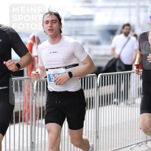 16.08.2026 - KN Förde Triathlon 2026 Antke Förster http://msf.ph/oto/9999426 16.08.2026 13:46:10 Laufen  meine-sportfotos.de