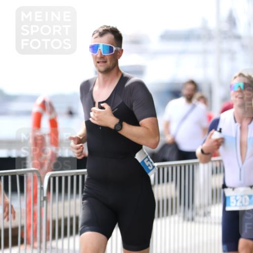 16.08.2026 - KN Förde Triathlon 2026 Antke Förster http://msf.ph/oto/9999427 16.08.2026 13:46:11 Laufen  meine-sportfotos.de