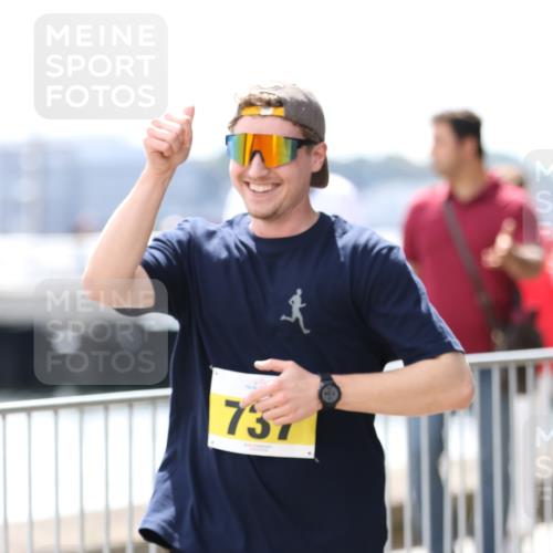 16.08.2026 - KN Förde Triathlon 2026 Antke Förster http://msf.ph/oto/9999435 16.08.2026 13:46:22 Laufen  meine-sportfotos.de