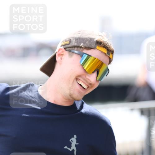 16.08.2026 - KN Förde Triathlon 2026 Antke Förster http://msf.ph/oto/9999438 16.08.2026 13:46:23 Laufen  meine-sportfotos.de