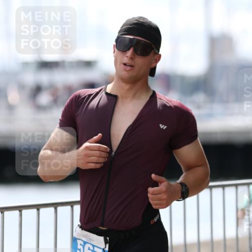 16.08.2026 - KN Förde Triathlon 2026 Antke Förster http://msf.ph/oto/9999450 16.08.2026 13:46:52 Laufen  meine-sportfotos.de