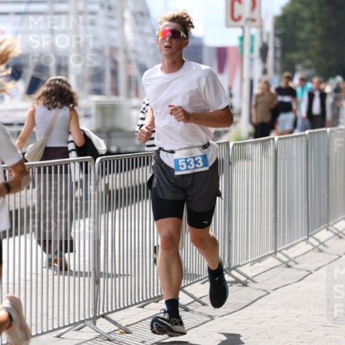 16.08.2026 - KN Förde Triathlon 2026 Antke Förster http://msf.ph/oto/9999478 16.08.2026 13:47:37 Laufen  meine-sportfotos.de