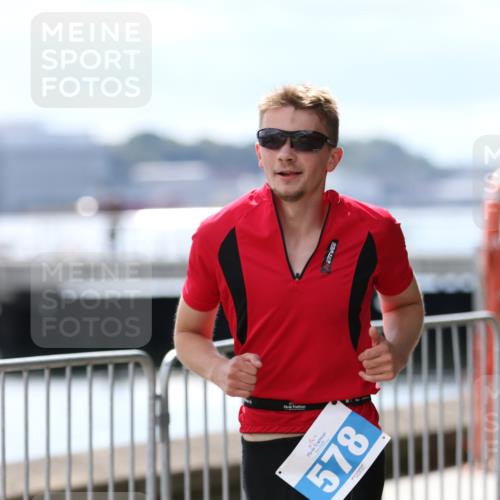 16.08.2026 - KN Förde Triathlon 2026 Antke Förster http://msf.ph/oto/9999515 16.08.2026 13:48:27 Laufen  meine-sportfotos.de