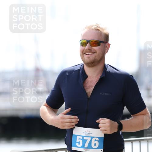 16.08.2026 - KN Förde Triathlon 2026 Antke Förster http://msf.ph/oto/9999531 16.08.2026 13:48:45 Laufen  meine-sportfotos.de