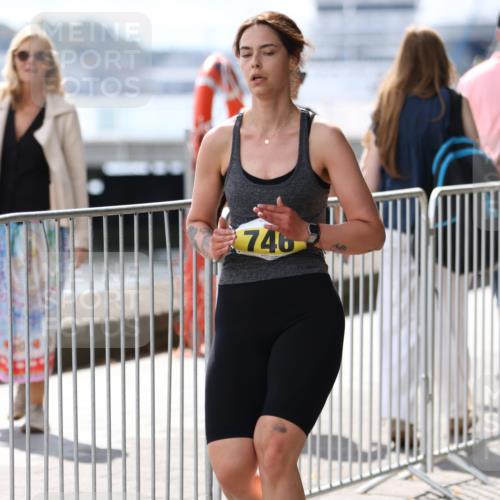 16.08.2026 - KN Förde Triathlon 2026 Antke Förster http://msf.ph/oto/9999546 16.08.2026 13:49:00 Laufen  meine-sportfotos.de