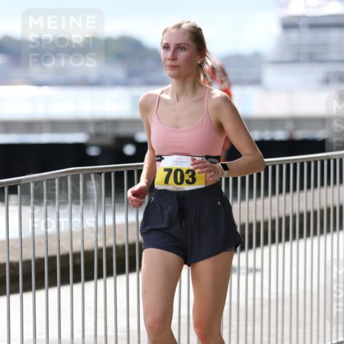 16.08.2026 - KN Förde Triathlon 2026 Antke Förster http://msf.ph/oto/9999549 16.08.2026 13:49:02 Laufen  meine-sportfotos.de