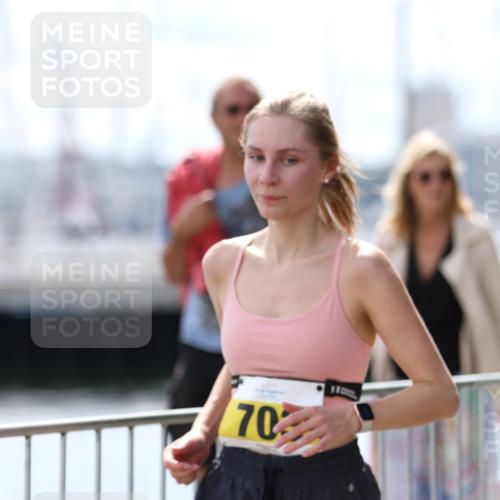 16.08.2026 - KN Förde Triathlon 2026 Antke Förster http://msf.ph/oto/9999551 16.08.2026 13:49:04 Laufen  meine-sportfotos.de