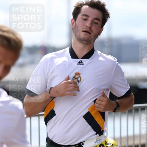 16.08.2026 - KN Förde Triathlon 2026 Antke Förster http://msf.ph/oto/9999558 16.08.2026 13:49:14 Laufen  meine-sportfotos.de