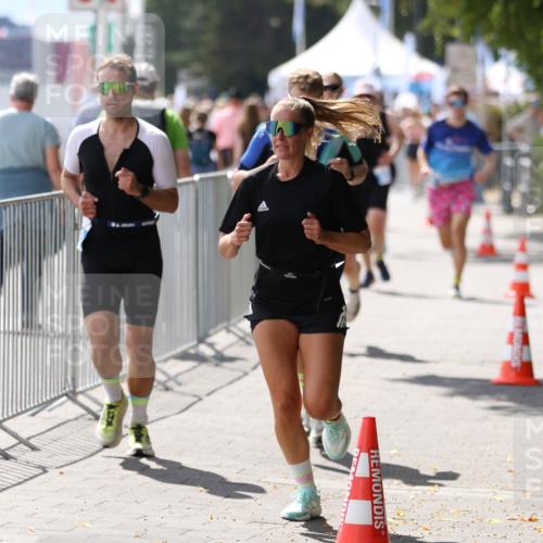 16.08.2026 - KN Förde Triathlon 2026 Antke Förster http://msf.ph/oto/9999572 16.08.2026 13:49:39 Laufen  meine-sportfotos.de