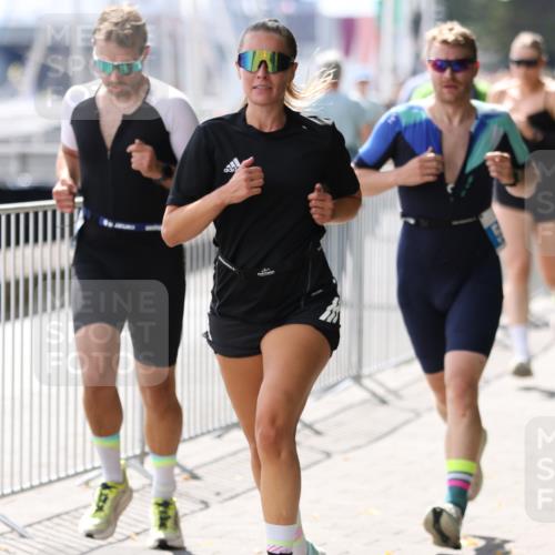 16.08.2026 - KN Förde Triathlon 2026 Antke Förster http://msf.ph/oto/9999574 16.08.2026 13:49:40 Laufen  meine-sportfotos.de