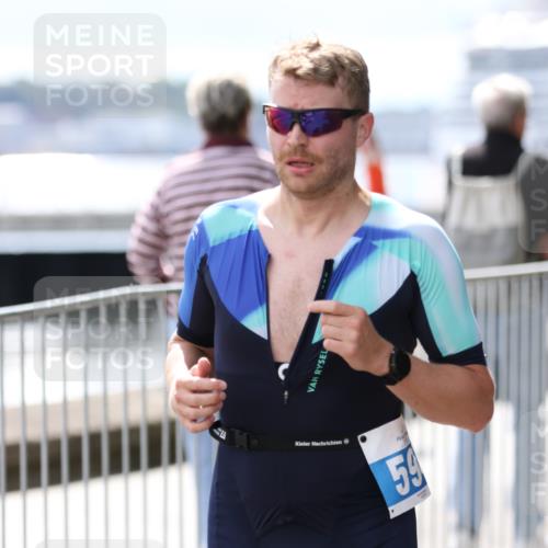 16.08.2026 - KN Förde Triathlon 2026 Antke Förster http://msf.ph/oto/9999577 16.08.2026 13:49:42 Laufen  meine-sportfotos.de