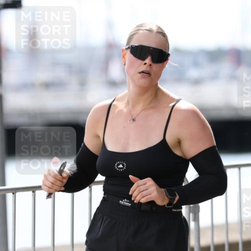 16.08.2026 - KN Förde Triathlon 2026 Antke Förster http://msf.ph/oto/9999581 16.08.2026 13:49:45 Laufen  meine-sportfotos.de