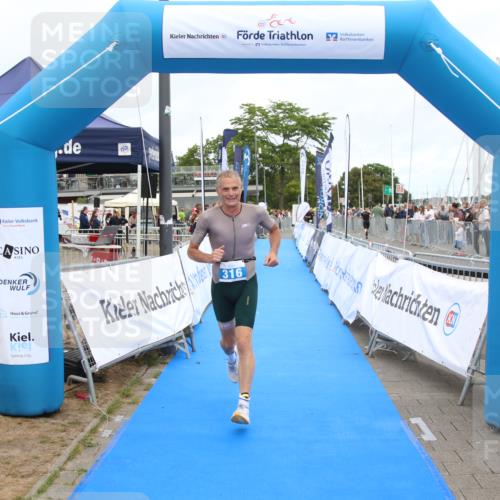 16.08.2026 - KN Förde Triathlon 2026 Markus Tischler http://msf.ph/oto/9999588 16.08.2026 12:13:41 Ziel 316, 316 meine-sportfotos.de