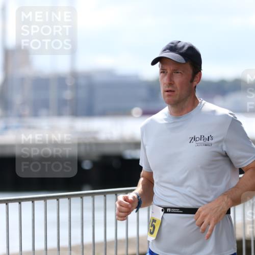 16.08.2026 - KN Förde Triathlon 2026 Antke Förster http://msf.ph/oto/9999592 16.08.2026 13:49:53 Laufen  meine-sportfotos.de