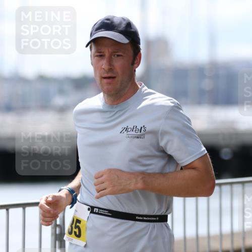 16.08.2026 - KN Förde Triathlon 2026 Antke Förster http://msf.ph/oto/9999594 16.08.2026 13:49:53 Laufen  meine-sportfotos.de