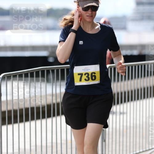 16.08.2026 - KN Förde Triathlon 2026 Antke Förster http://msf.ph/oto/9999597 16.08.2026 13:49:56 Laufen  meine-sportfotos.de