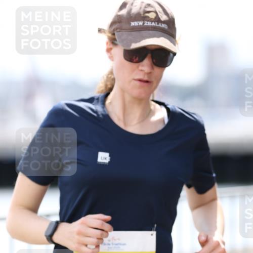 16.08.2026 - KN Förde Triathlon 2026 Antke Förster http://msf.ph/oto/9999601 16.08.2026 13:49:58 Laufen  meine-sportfotos.de